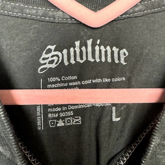 Sublime NWOT Unisex Long Beach Black Crew Neck Short Sleeve Casual T-Shirt L - Picture 3 of 5